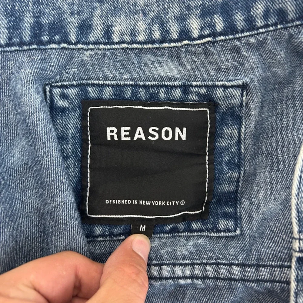 Reason Denim Jacket Mens Medium Blue Acid Wash Trucker Streetwear U1-408
